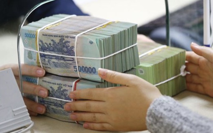 Xuất hiện 5 ngân hàng lãi suất vượt 6,1%: Có 500 triệu đồng nhận được bao nhiêu tiền lãi